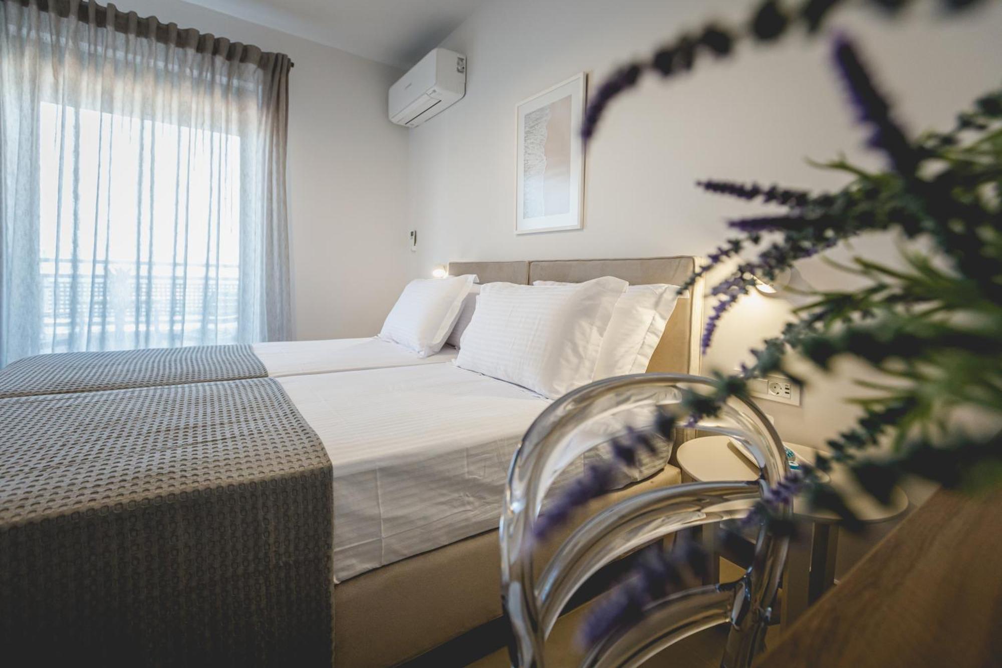 Irene Aparthotel Tolón